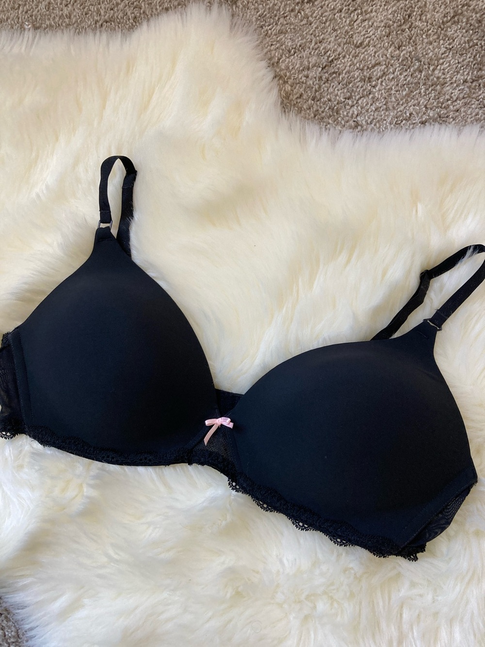 Vintage Y2K Victoria’s Secret Angels no wire bra 38B